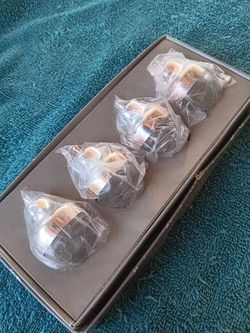 Silver Salt & Pepper 