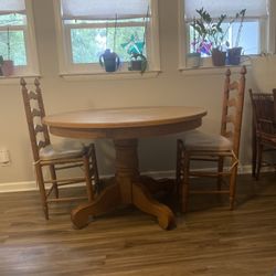 Round Dinner Table.   Not Firm On Price