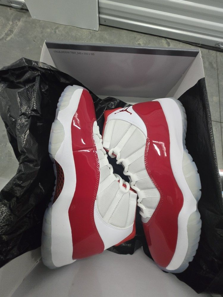 Jordan 11 Cherry
