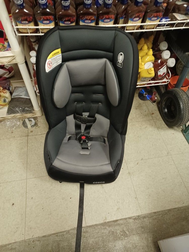 Costco Baby Seat Good Condition
