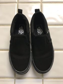 All Black Vans in YOUTH Size 12.5