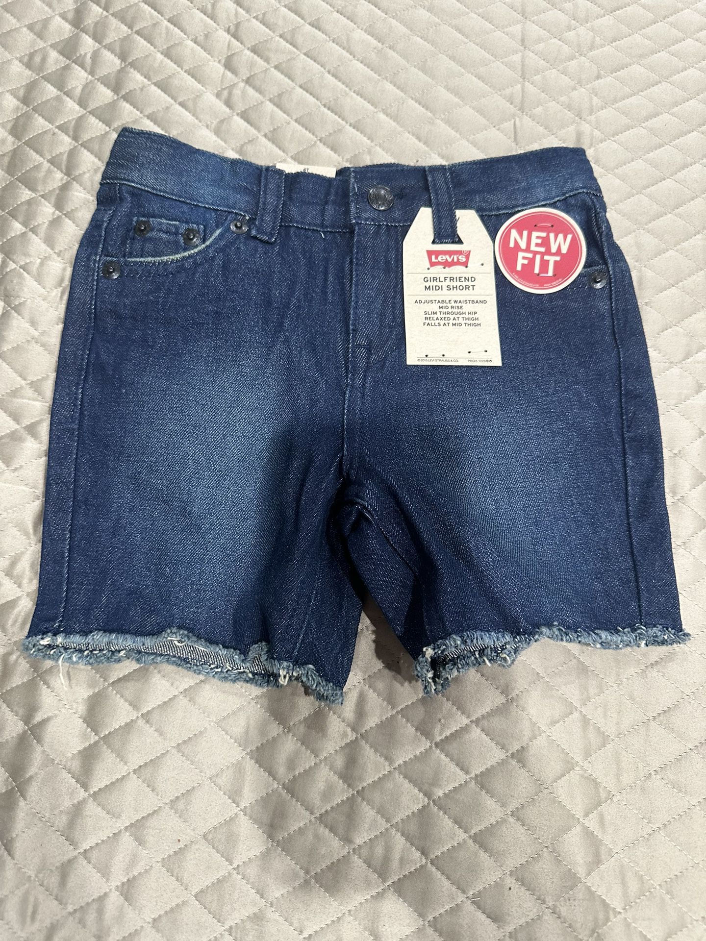 Levi’s girl shorts