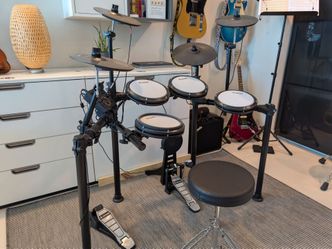 Donner DED-200 e-drums full beginner set, quiet mesh