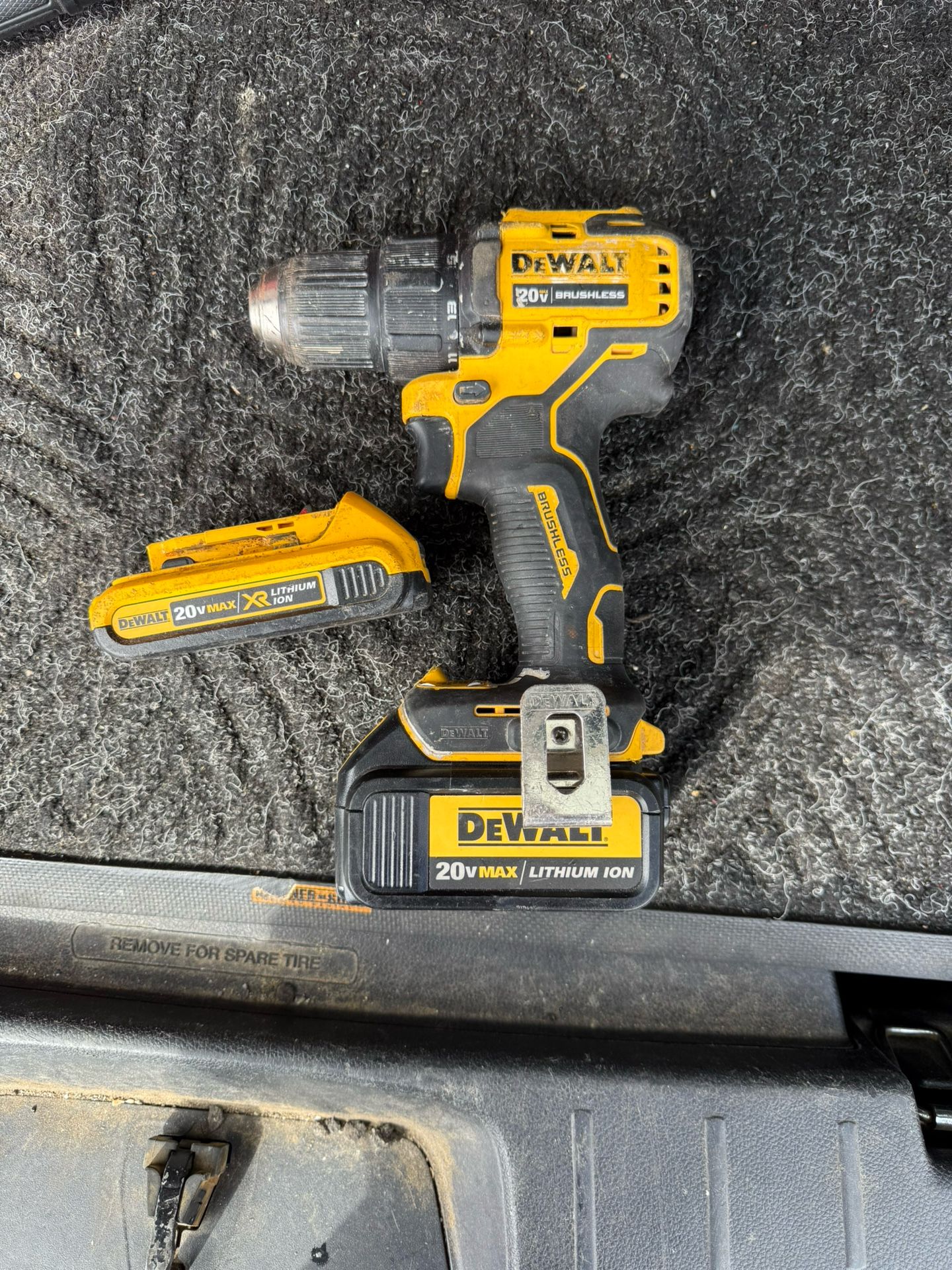 Dewalt Drill With 2 Batteries