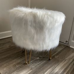 Fuzzy Stool/Ottoman