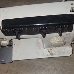 Prof Serviced JC Penney FreeArm Sewing Machine Model 6984 23 Stitch Heavy Duty