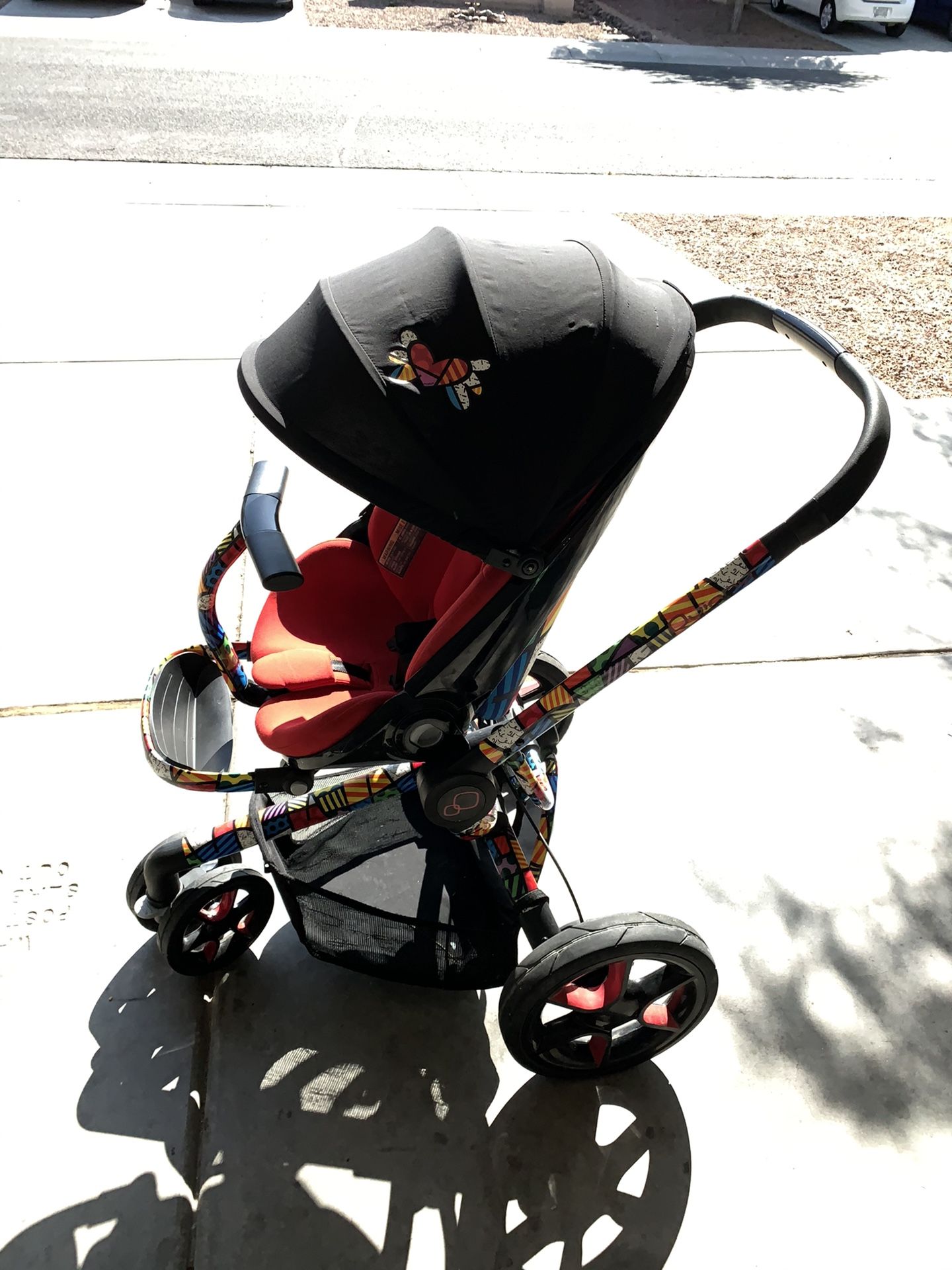 Maxi Cosi Britto car seat and stroller