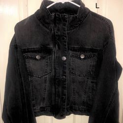 Distressed Denim Ripped Jacket -NEW-Size M-In the 77064 zipcode 