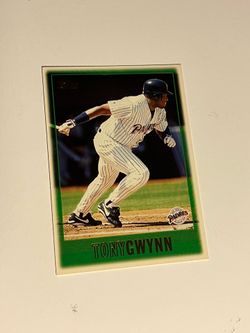 Tony Gwynn 1997 Topps card #410