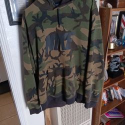 Nike Camo Fleece Hoodie XxL
