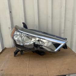 2014 2015 2016 2017 2018 2019 2020 2021 2022 Toyota 4Runner 4 Runner Headlight Headlamp Right Passenger Side RH USED OEM ORIGINAL 