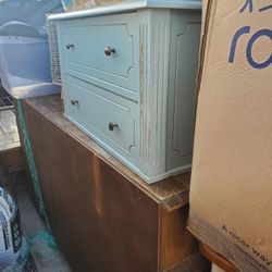 2 Pieces Of Furniture Great For Projects $10 Dlls Per Piece.