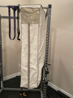 Hanging Closet storage