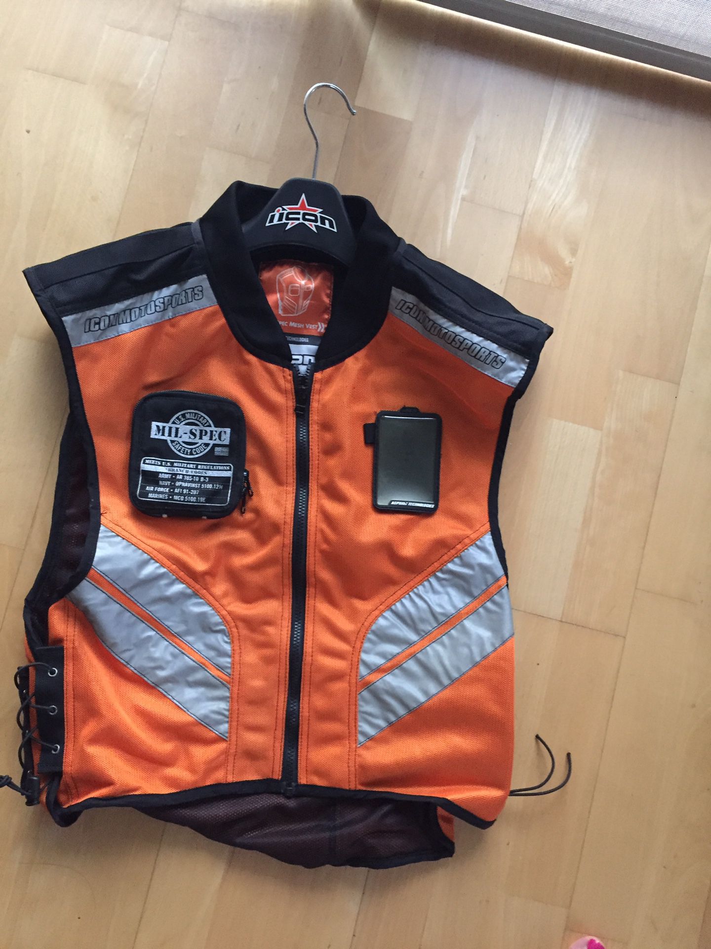 ICON reflective Motorcycle Vest Size Regular