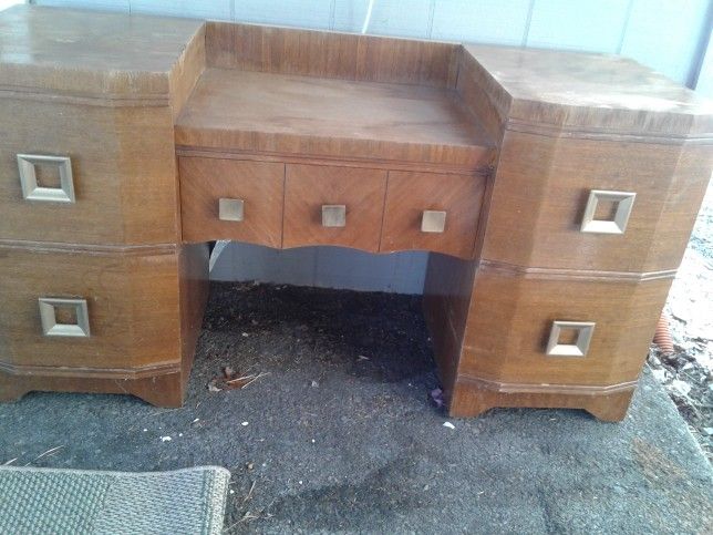 Late 30s Early 40s Bedroom Set Mad3 By Harmon Bros In Tacoma...tall Boy 5 D4awer Dresser Low Boy Dresser With Mirror  A D Full Size Frame With Head An