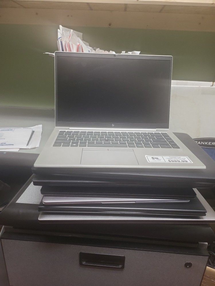HP Elite Book 845 W11Pro Ryzen 5 RADEON 2.10GHZ 512 SSD 16 RAM