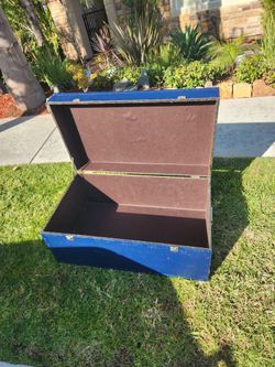 Vintage storage box