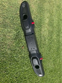Jeep Wrangler JL/JLU OEM Front Bumper – LIKE NEW
