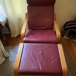 Beautiful Mid Century Modern reading chair