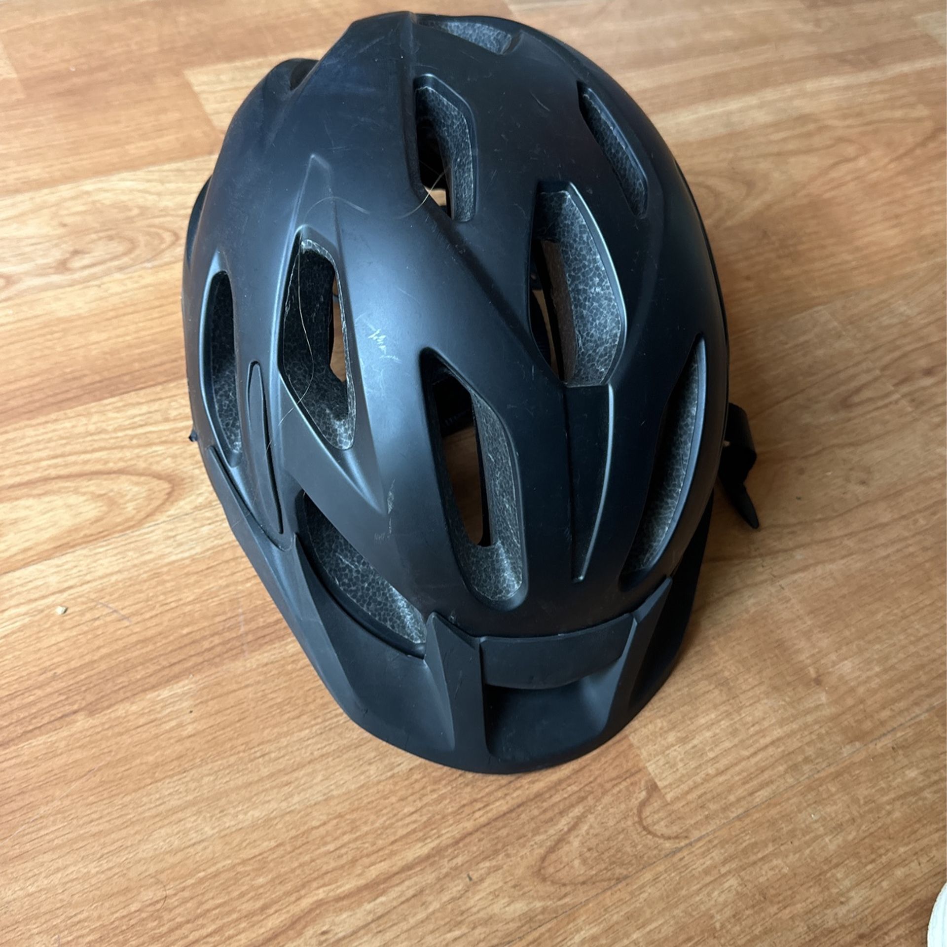 Bike helmet by giant