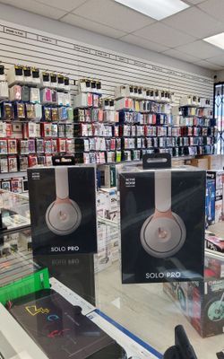 Beats Solo Pro