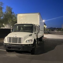 2017 Freightliner M2 