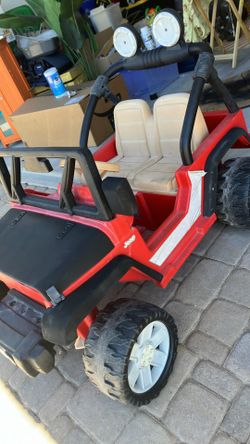 Power Wheels Jeep Wrangler Ride-On – Works Great, Charger Included