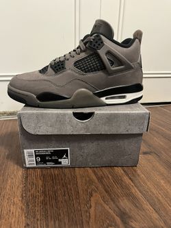 Air Jordan 4 Retro 