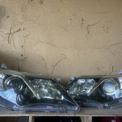 2012-14 Toyota Camry Headlights 