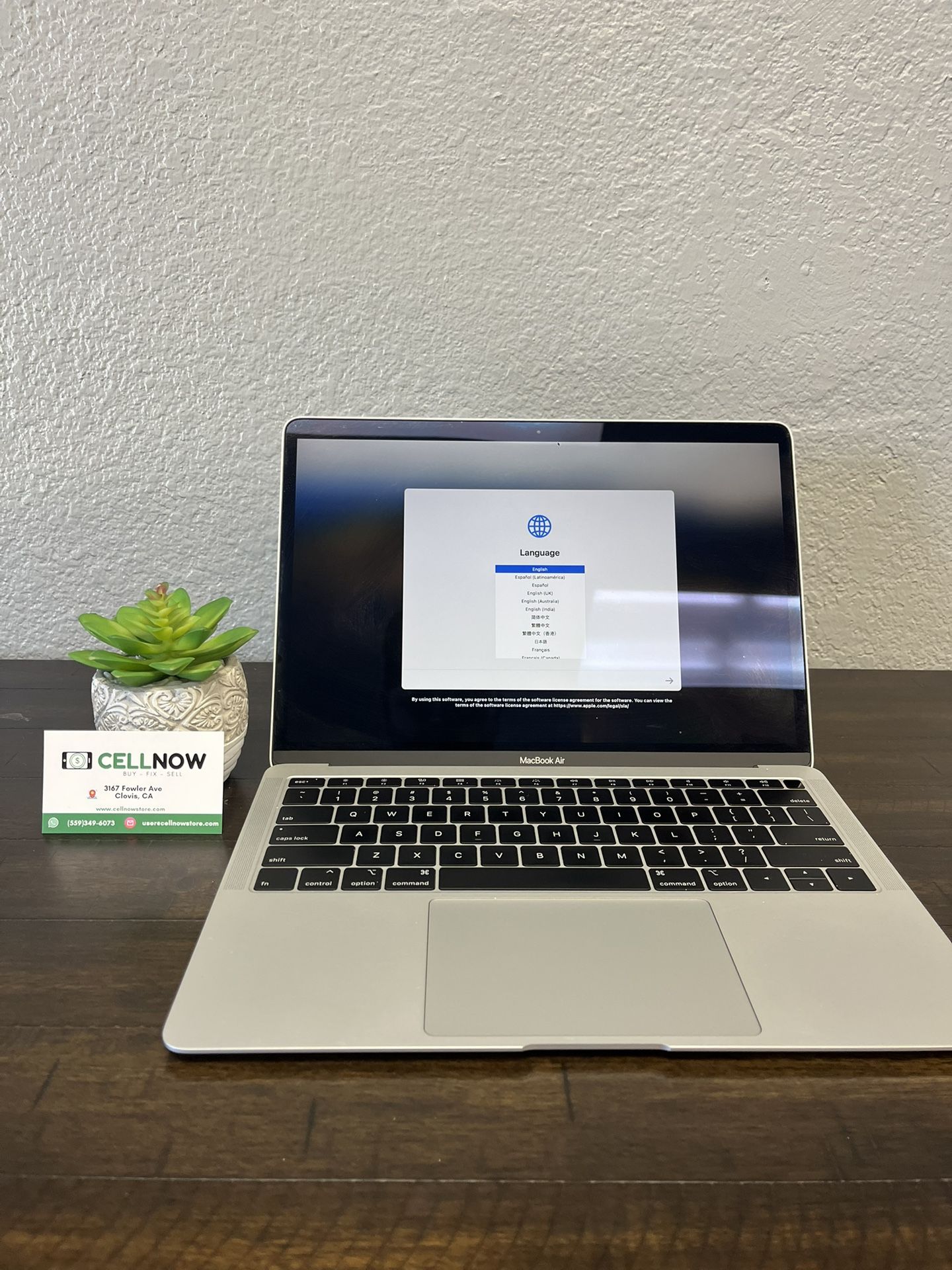 MacBook Air retina 13 inch 2019 8 GB 256 GB silver used