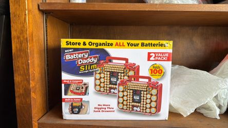 Battery daddy battery holder with battery tester
