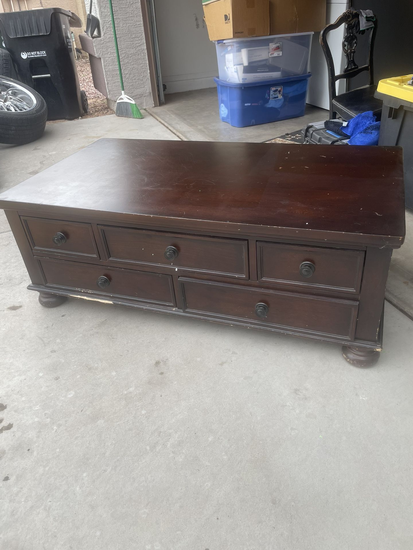 Coffee Table With 5 Drawers
