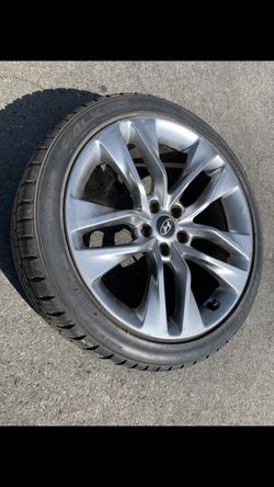 1 Only - 245/40r19 5x114.3 5x4.5 Stock Hyundai Genesis Wheel Rim Good 90% Treads Tire!!!!!