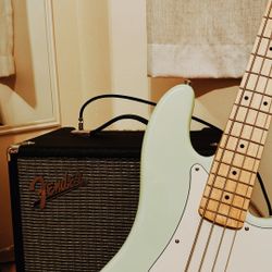 Bass guitar & Amp And More 