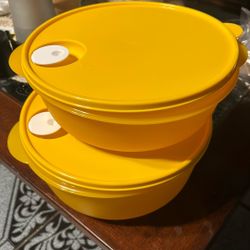 Set De Dos Recipientes Cristal Flash Es Uno De Casi 3 Litros Y Uno De Casi 4 Litros Los Dos Por 20