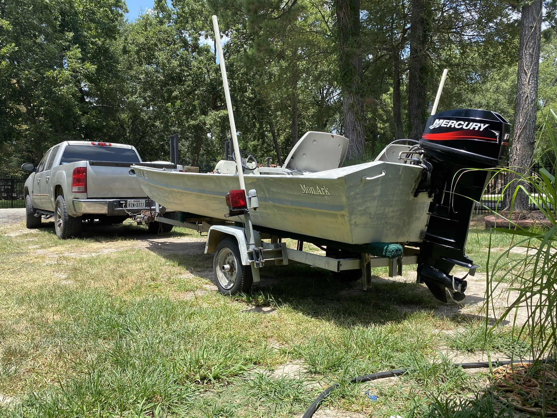 Aluminum Flat Bottom MonArk 16’ Boat ONLY NO MOTOR for Sale in Humble