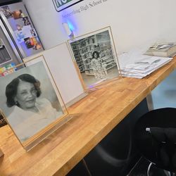 Gold Photo Frames - 12 Count