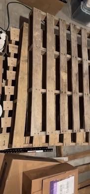 5Wooden  Pallet