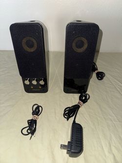 Creative GigaWorks T20 Series II laptop and desktop  computer speakers with connection cables in good working condition