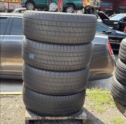 285 45 22 Bridgestone Dueler Set of 4