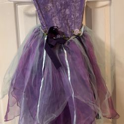 Young Girls Purple Princess Play Time Dress Or Halloween Costume Size Medium (5-6) 
