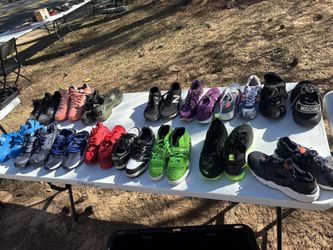 Over 100 Pairs Of Shoes $600