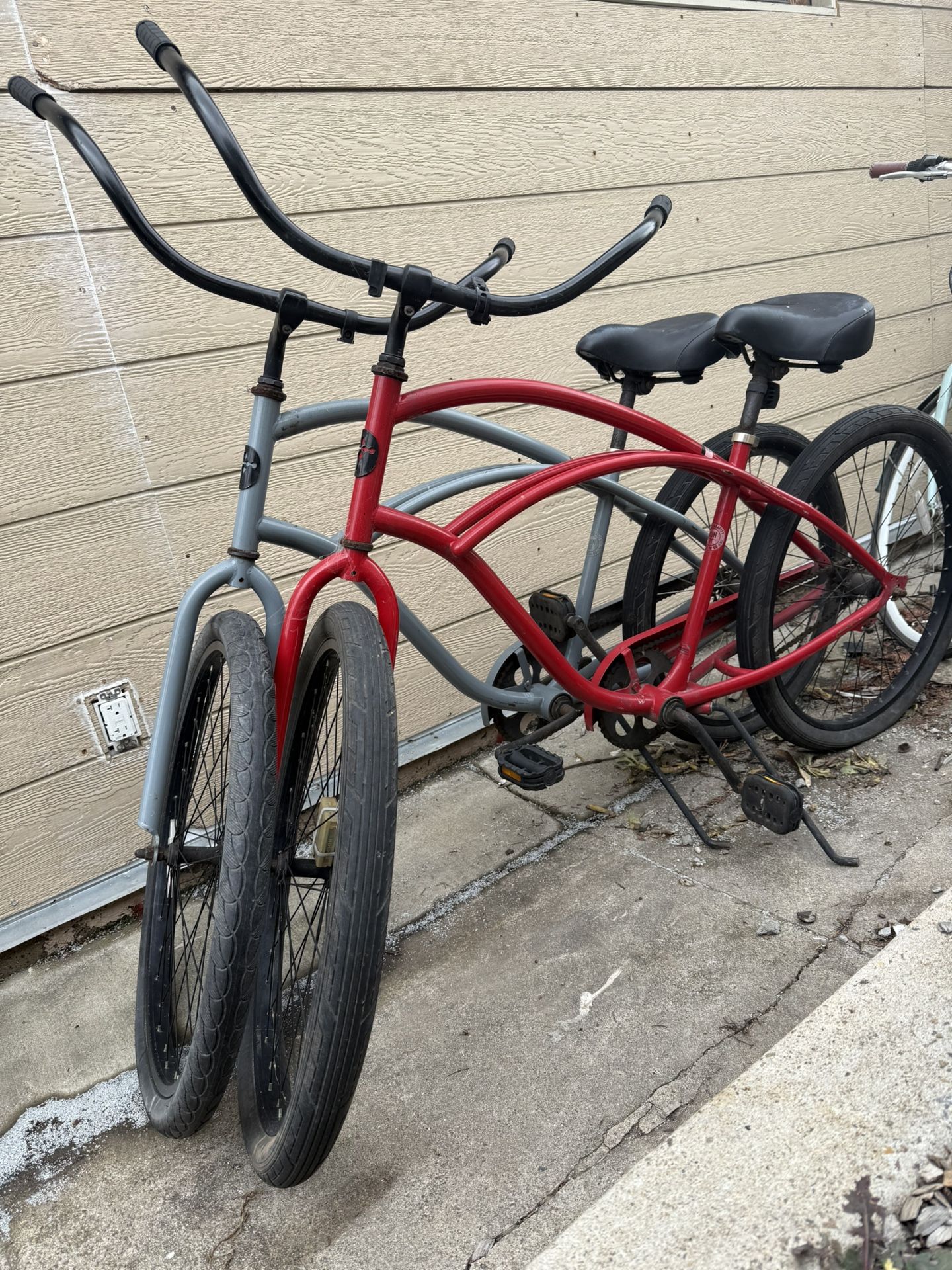 2 Beach Cruiser Bikes – New Handlebar Grips
