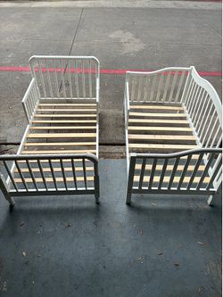 2 Toddler Bed Frames