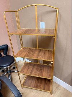 Folding shelf
