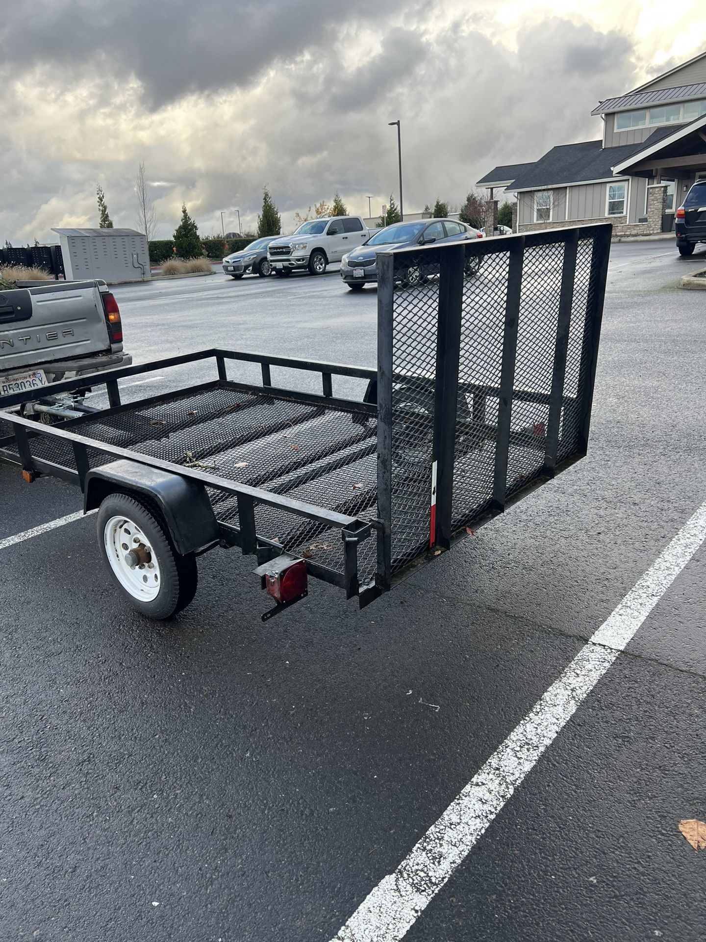 Utility Trailer 5 By 8