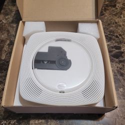 PORTABLE CD PLAYER