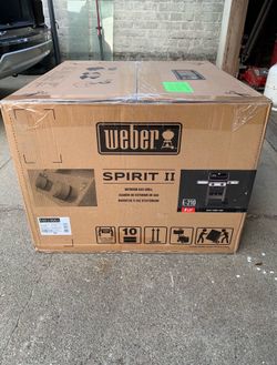 Weber Spirit II E-210 Propane Grill or Best Offer! Need to sell, in box easy pickup