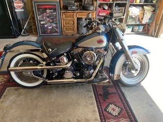 Classic 92 Harley-Davidson Heritage Softail Motorcycle
