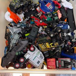 Matchbox Cars, Hot Wheels, Cars, And A Bunch Of Other Cars